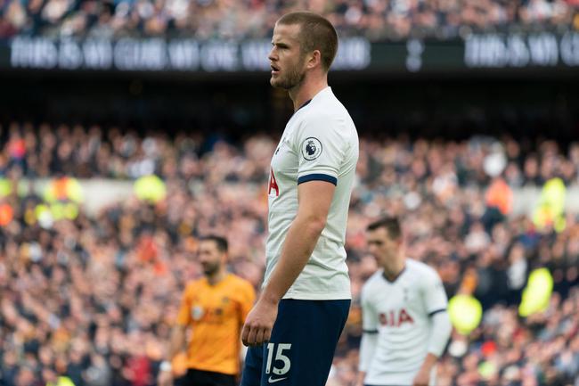  谢菲联防线千疮百孔，惨遭对手疯狂蹂躏